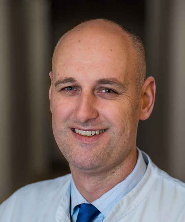 Dr. Daniel Bauerfeind