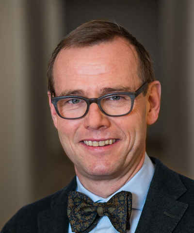 Dr. Gottfried Fischer